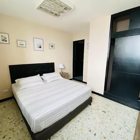 Apartaestudios - Torre De Cali Extérieur photo