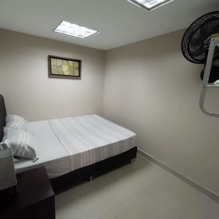 Apartaestudios - Torre De Cali Extérieur photo