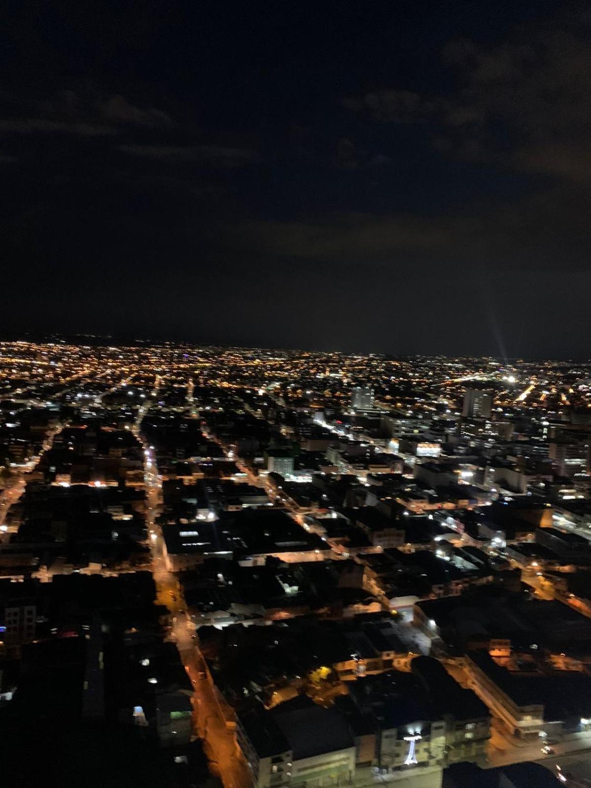- Torre De Apartamento Cali