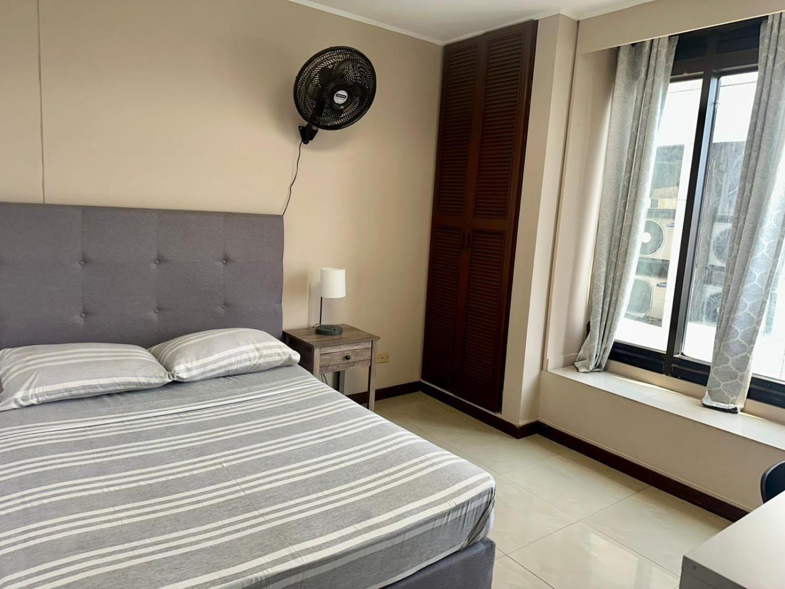 - Torre De Appartement